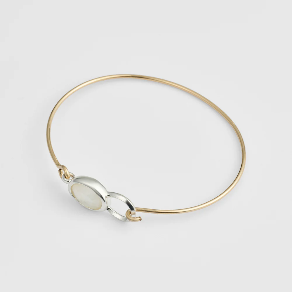 Silver/K14GF Quartz Shell Bangle